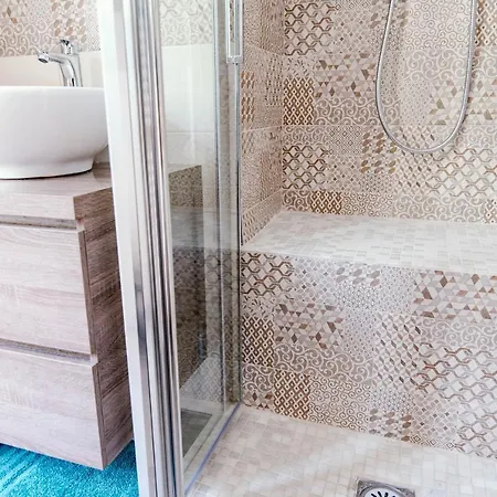 Sunny تْشيرنوبيو