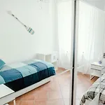 Sunny Апартаменты *